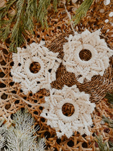 Load image into Gallery viewer, Large Macrame Snowflakes