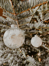 Load image into Gallery viewer, Dried Everlastings Ornament